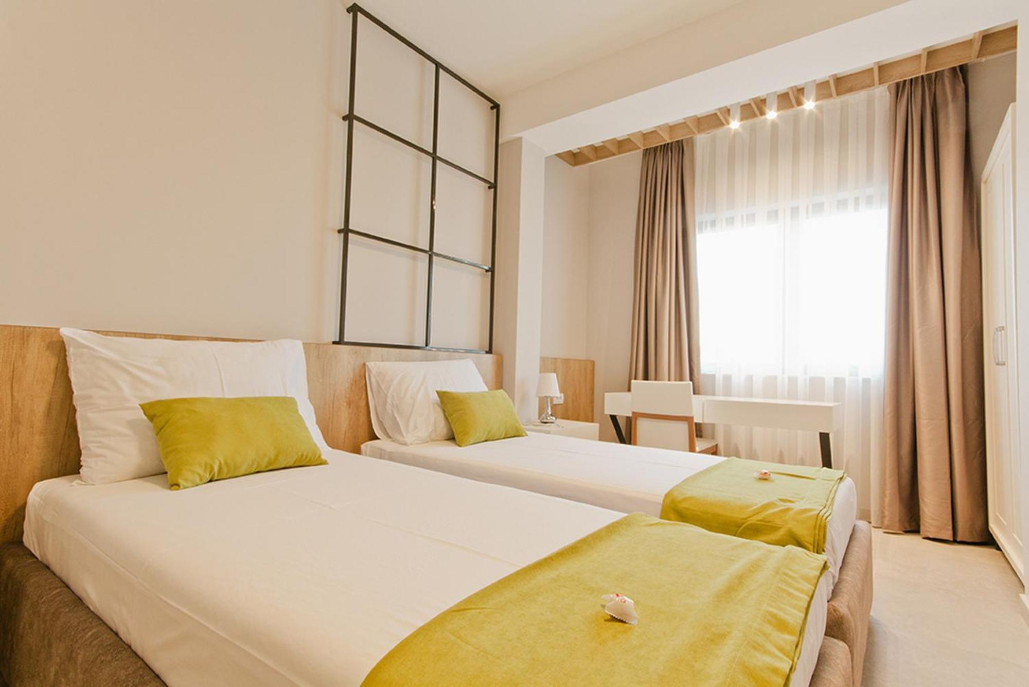 Hotel Hills ウルツィニ 部屋 写真