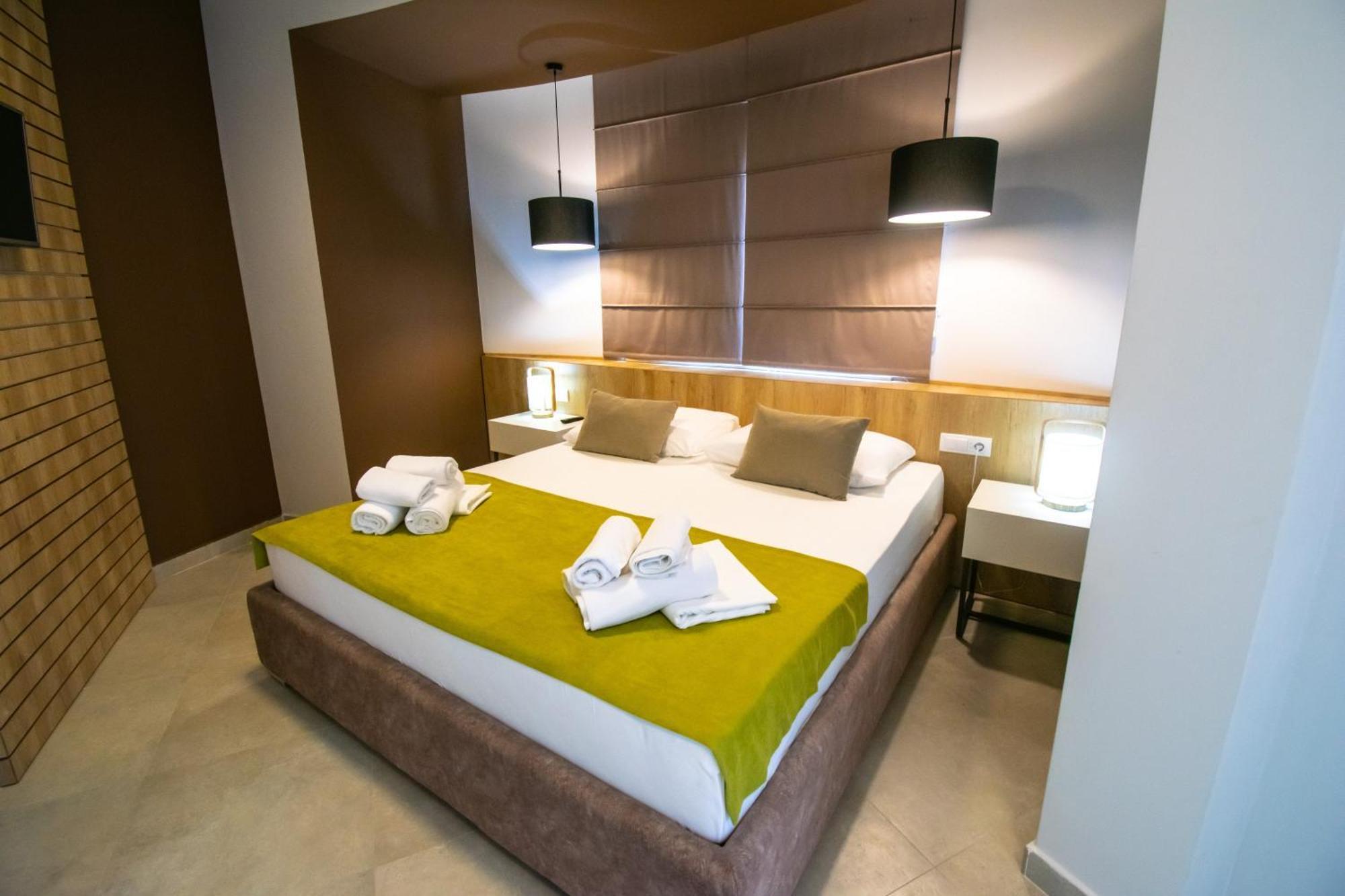 Hotel Hills ウルツィニ 部屋 写真