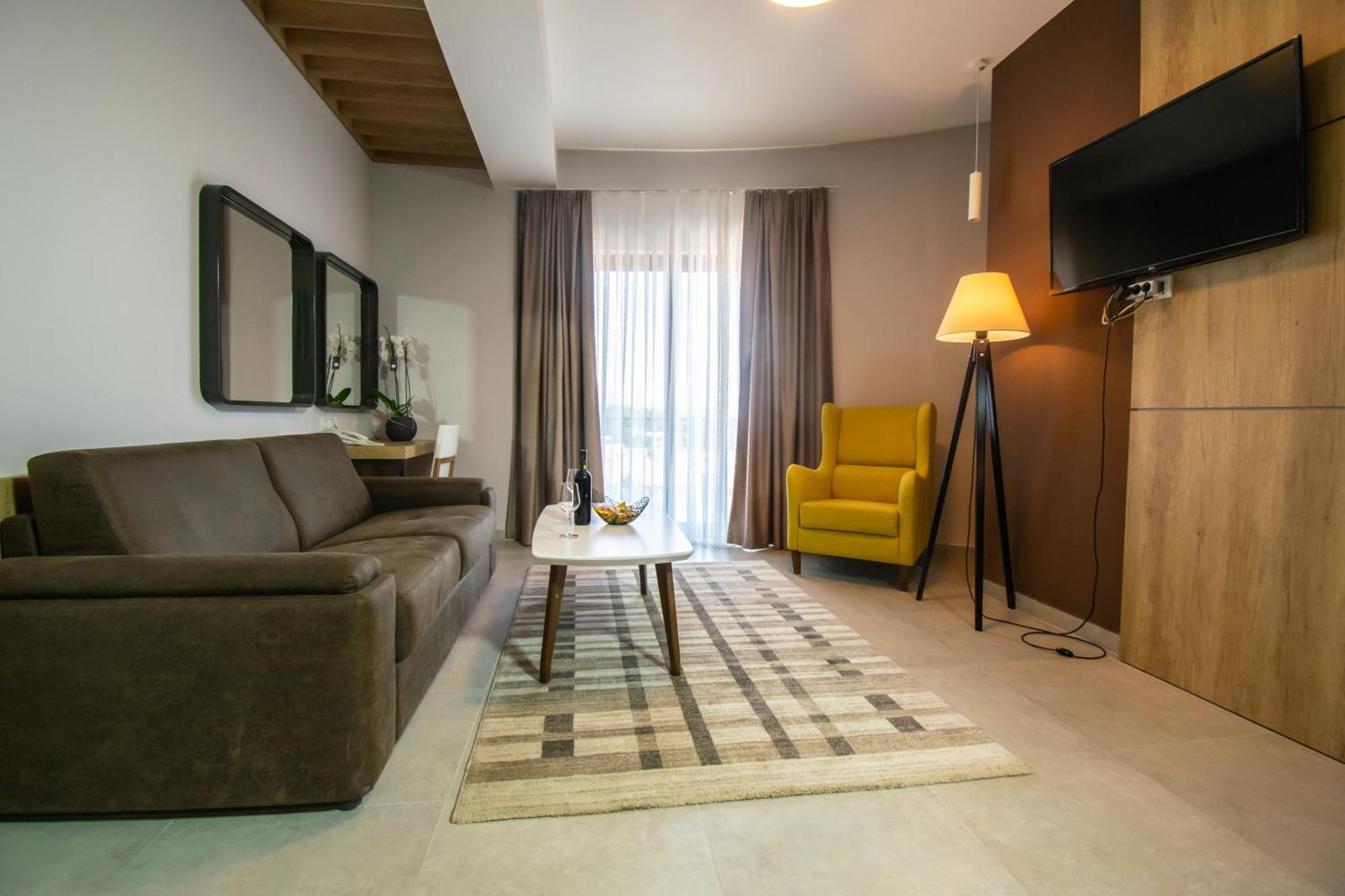 Hotel Hills ウルツィニ 部屋 写真