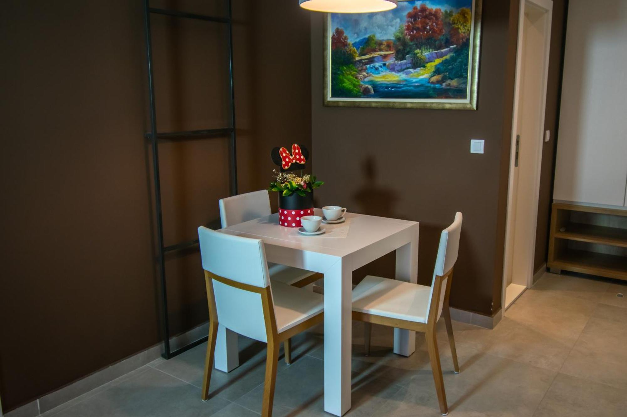 Hotel Hills ウルツィニ 部屋 写真