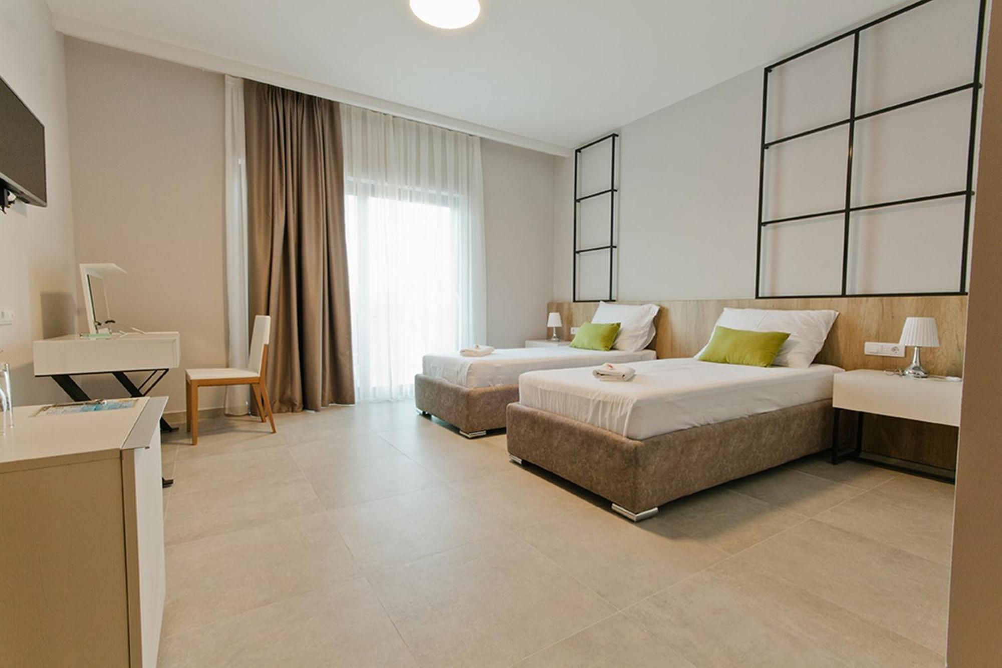Hotel Hills ウルツィニ 部屋 写真